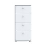 Opis Komoda w stylu nowoczesnym świetnie sprawdzi się w takich pomieszczeniach jak koryatrz, salon, biuro i sypialnia. W 4 szufladach zmieścisz drobne przedmioty i dokumenty, a w szafce ukryjesz większe rzeczy. Blat jest dobrym miejscem na telewizor, wyeksponowanie zdjęć lub ulubionych dekoracji. Komoda stworzy spójną aranżację z innymi meblami z kolekcji . Mebel o wymiarach: szerokość 38,6 cm x wysokość 85,5 cm x głębokość 34,8 cm z wieloma opcjami przechowywania rzeczy Komoda w dekorze Biały Wysokiej jakości płyta meblowa zapewnia trwałość użytkowania Płyta meblowa posiadająca certyfikat FSC®, zapewnia trwałość użytkowania (FSC® C118178) Nóżki typu ślizgacz chronią podłogę przed zarysowaniami Maksymalne obciążenie blatu do 20 kg Maksymalne obciążenie szuflad do 3 kg Stabilność mebla gwarantuje montaż do ściany Szczegóły produktu Informacje logistyczne Instrukcje montażu i karty bezpieczeństwa produktu Komoda Indeks: T2KK211-120 NOFK-22 NORBERT komoda biały