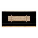 Opis Komoda z kolekcji ATTENTION dopełni każde mieszkanie urządzone w stylu MODERN. Mebel posiada szuflady (1) i półki (4), dzięki czemu zmieścisz wszystkie niezbędne przedmioty. Wbudowane oświetlenie LED doda bryle uroku i sprawi, że pomieszczenie będzie wyglądało efektownie.Na blacie komody wyeksponujesz zdjęcia, kwiaty i pamiątki rodzinne, a całą aranżację wnętrza możesz dodatkowo uzupełnić o pozostałe elementy kolekcji ATTENTION. Komoda w efektowym połączeniu dekorów Dąb Riviera i Czarny wysoki połysk / Dąb Riviera Mebel o wymiarach: szerokość 194.6 cm x wysokość 91.6 cm x głębokość 41.5 cm, z różnymi opcjami przechowywania Nóżki typu ślizgacz chronią podłogę przed zarysowaniami Maksymalne obciążenie blatu do 20 kg Maksymalne obciążenie półek do 5 kg Maksymalne obciążenie szuflad do 5 kg Szczegóły produktu Informacje logistyczne Instrukcje montażu i karty bezpieczeństwa produktu Komoda Indeks: ATNK231B-M984 ANFK-03 ANITA komoda